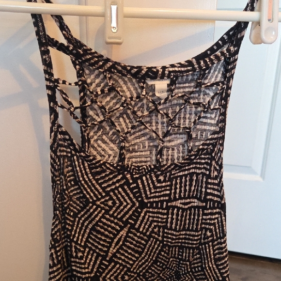 Aeropostale Black and White Geometric Backless Dress - Picture 2 of 2